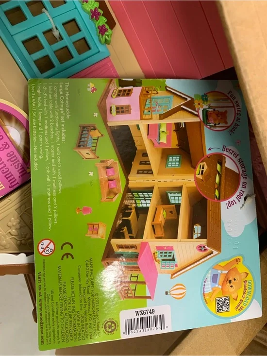 Li'l Woodzeez Toy House with Furniture 20pcs