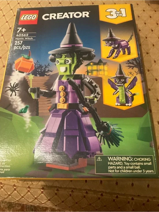 LEGO Creator Mystic Witch Building Set - Halloween New
