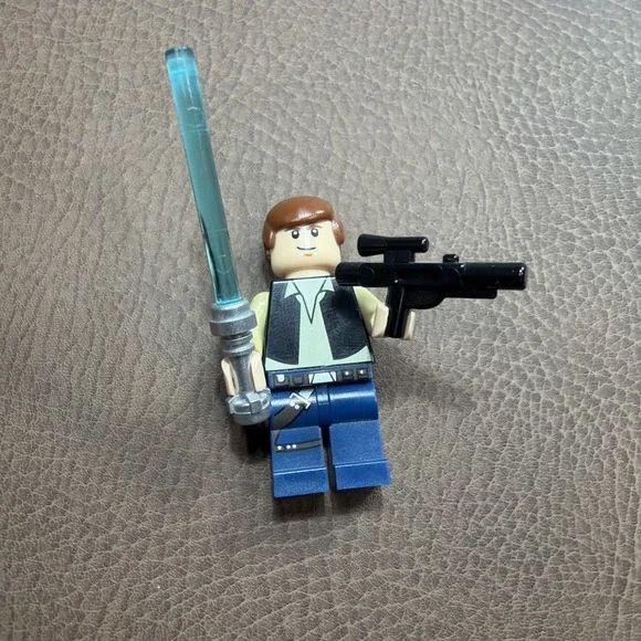 LEGO Star Wars Han Solo Minifigure Blue Legs, Vest with Pockets BONUS BLASTER