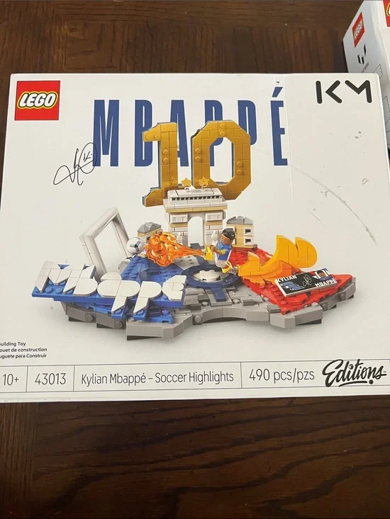 Lego Soccer Highlights Display - Blue, Red, Gold  Kylian Mbappe New