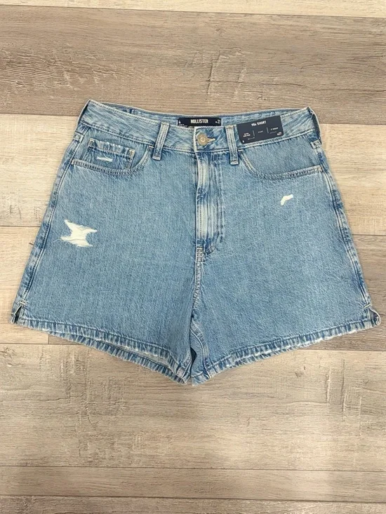 NWT Hollister Ultra High-Rise 90s Denim Shorts Size 4 W27 Distressed