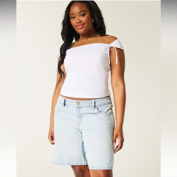 Hollister low rise baggy Jorts with pink bow detail NWT Size 8 Girly Streetwear