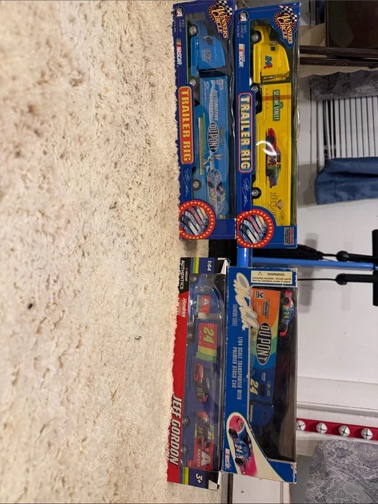 Die-Cast Trailer Rig Playset - Blue and Yellow