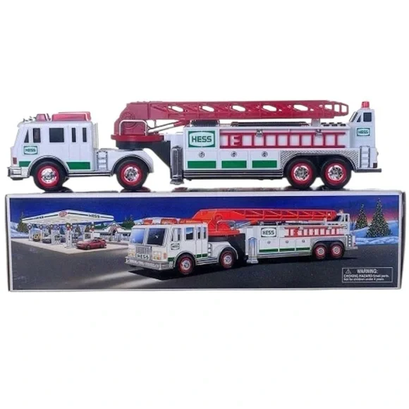 Vintage Hess 2000 Fire Truck collectible toy new in box