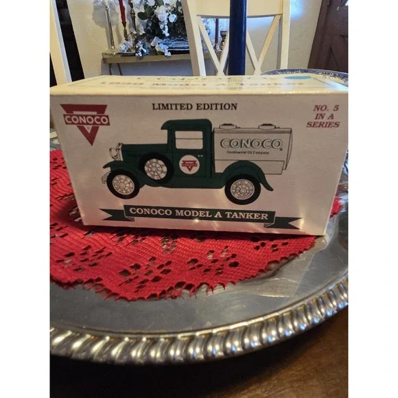 Conoco Continental Oil Company 1929 Ford Model A Tanker Bank Vintage 1995 NOS