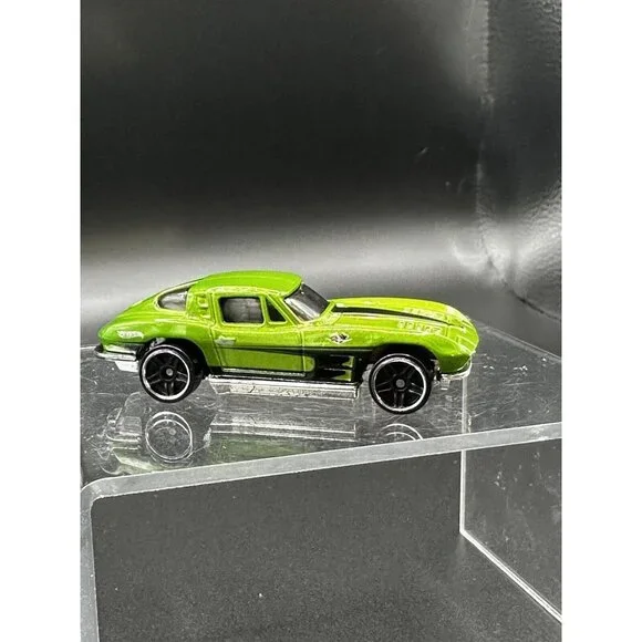 1979 Mattel Hot Wheels 63 Corvette Stingray Metallic Green Black No Side Windows