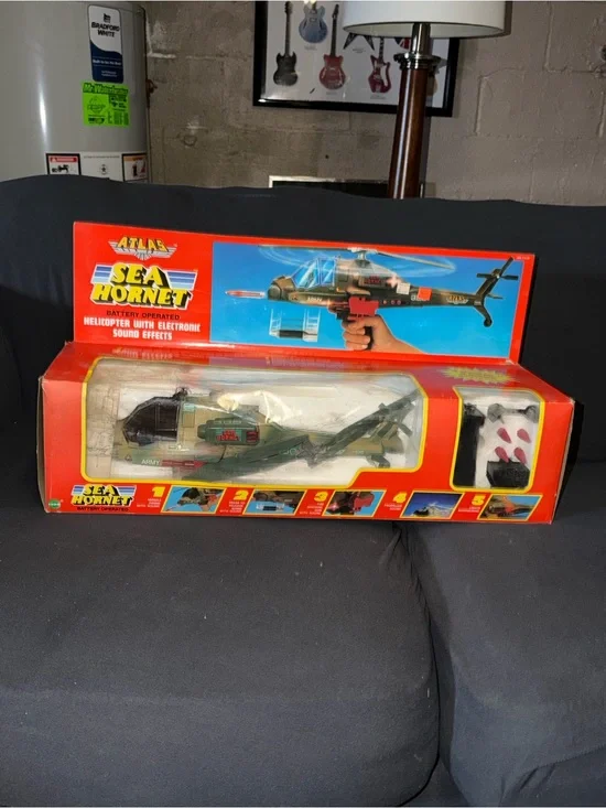 Atlas Sea Hornet Battery Operated Helicopter Electronic Toy Echo Vintage