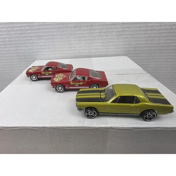 Vintage 1983 Hot Wheels 1998 Matchbox '65 Ford Mustang‎ GT Lot Of 3