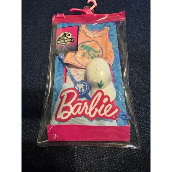 Barbie Fashions Jurassic World Outfit Set Peach Tank Skirt Hat GWB07 GRD46