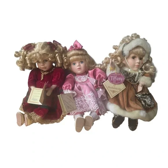 DAN DEE Collector's‎ Choice Porcelain Sitting Musical Doll Set of 3 Vintage