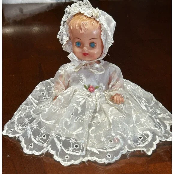 Doll8” Hard Plastic Sleepy Eyes Original Christening Outfit MCM 1950’s Hong Kong