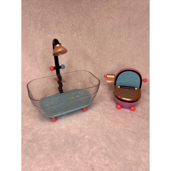 LOL Surprise OMG Mansion Doll‎ House Shower Tub Lights Up Bathroom Toilet Flush