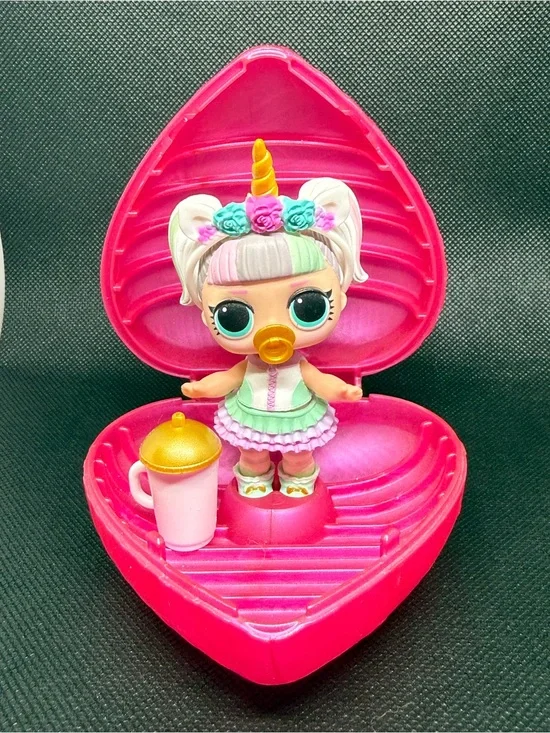 L.O.L. Surprise! Confetti Pop Unicorn