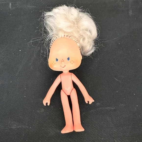 Vintage Strawberry Shortcake Angel Food Cake Doll 1980s Kenner Nude 5.5 Inch