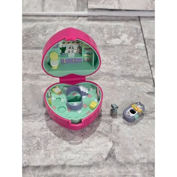 Polly Pocket Bluebird 1991 VTG Bathtime Fun Ring Micro Playset Heart Compact‎