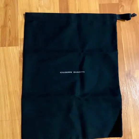 Giuseppe Zanotti Dust Bag‎