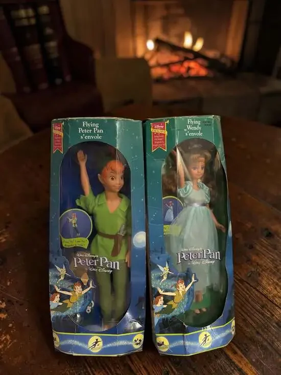 Mattel Walt Disney Peter Pan Flying Peter Pan and Wendy Doll Set 1993