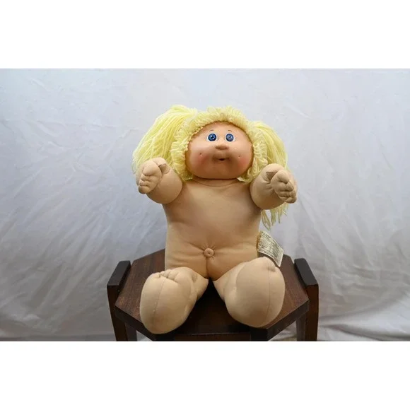Vintage 1982 Cabbage Patch Kids Doll Blonde Yarn Hair Blue Eyes Coleco 17in