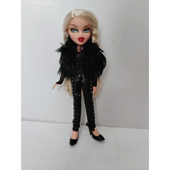 Bratz Cloe Designer Hayden Williams MGA 2018 Collaboration Doll Toy