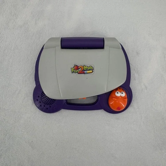 Vintage Fisher Price Fun 2 Learn Laptop 2006 Music Phonics Educational Toy WORKS