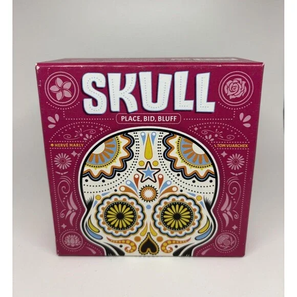 Skull Bluffing Card Game - Space Cowboys - EUC PREOWNED Group Game