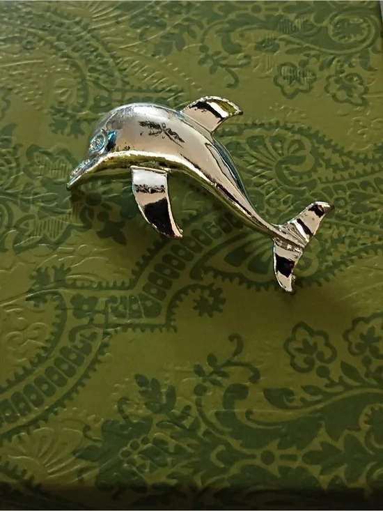 Silver Tone Dolphin Brooch Accessory