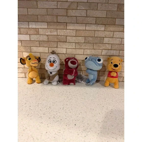 Magnet Hands Plush Pal Mini Simba, Olaf, Lotso, Bruni,Winnie the Pooh