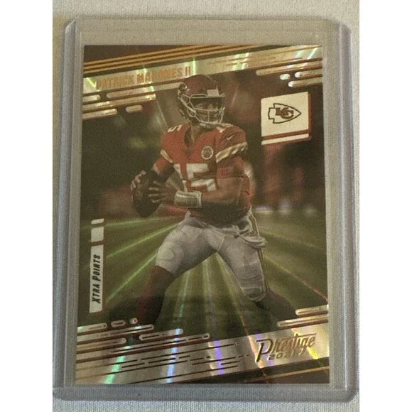 2021 Panini Prestige - Patrick Mahomes II #91 Xtra Points Sunburst