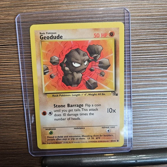 Geodude 47/62 Fossil Pokémon Card