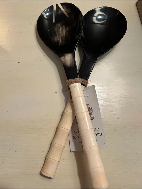 Williams Sonoma set/2 Salad Servers