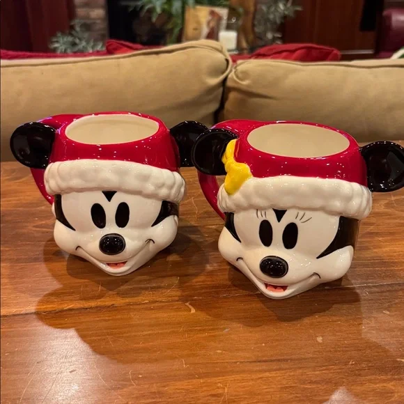 NWT William’s Sonoma X Disney Figural Mug Santa Hat Mickey Mouse Christmas NEW