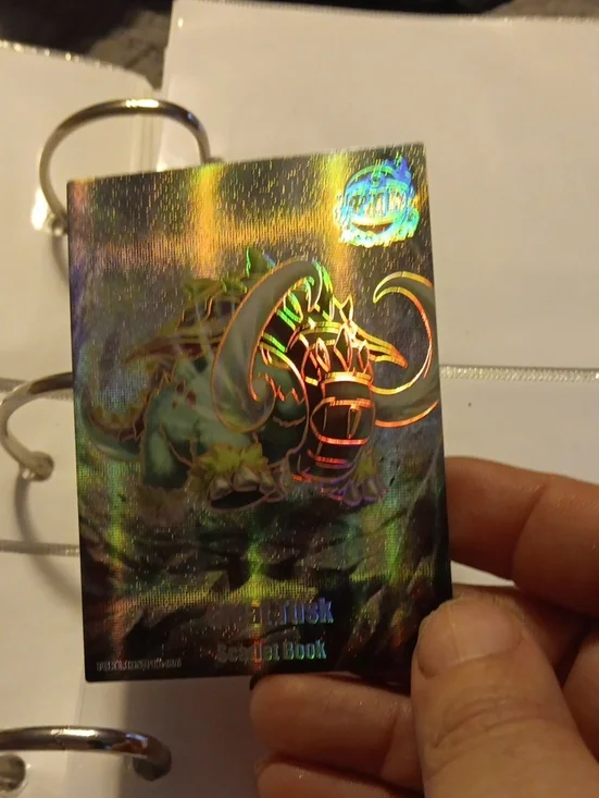 Pokemon Shiny Holographic Card — Green & Gold Foil