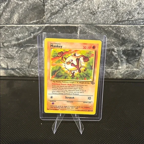 Pokemon 35/64 Mankey 1999 Vintage card from the Jungle Set. NM/M‎