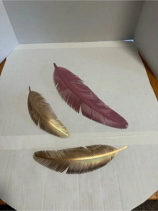 Metal Feather Wall Art - Gold and Rose Decorative Set