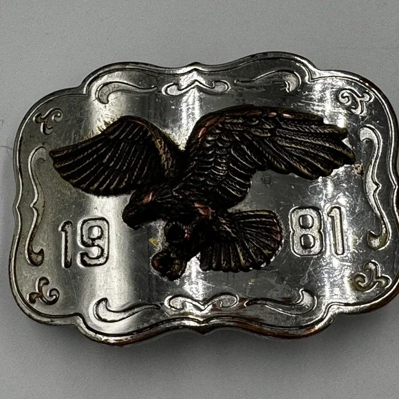 Vintage 1981 Eagle Belt Buckle Western Americana Silver Bronze‎ Two Tone 80s