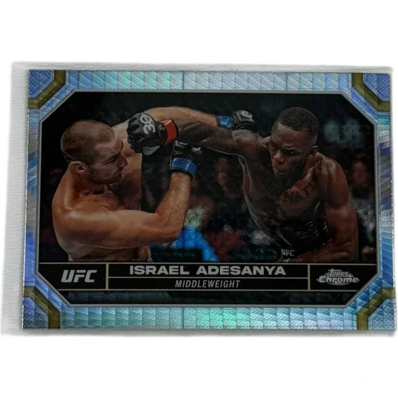 Israel Adesanya 2024‎ Topps Chrome UFC Prism Refractor #81