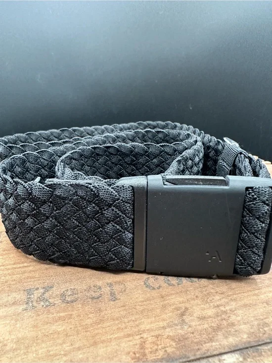 Arcade Belt Black Stretch Woven Belt – One Size, Black Buckle, EUC