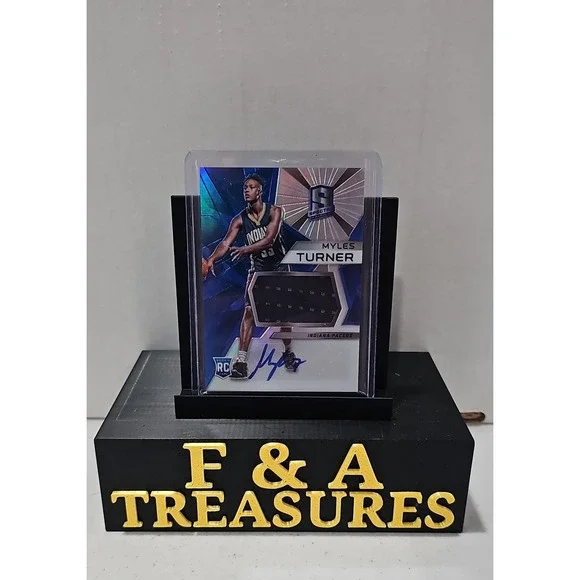 2015-16 Panini Spectra - Rookie Jersey Autograph Prizms Myles Turner #113