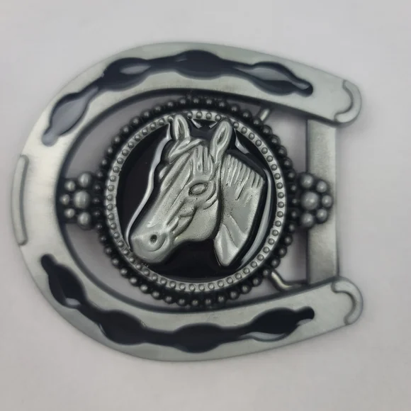 NWT 3D horse belt buckle pewter color‎