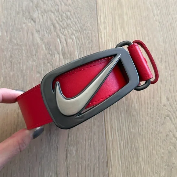 Nike Golf Grip Tech Waist Leather Swoosh Logo Belt