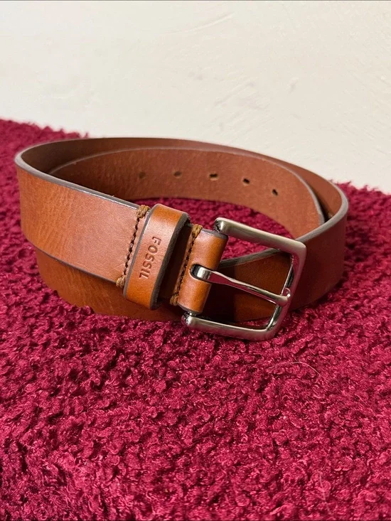 Fossil Mens Brown leather belt 34