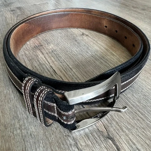 Tommy Bahama Mens Brown Black Leather Suede Belt Made in Spain Size‎ 40 TB6397