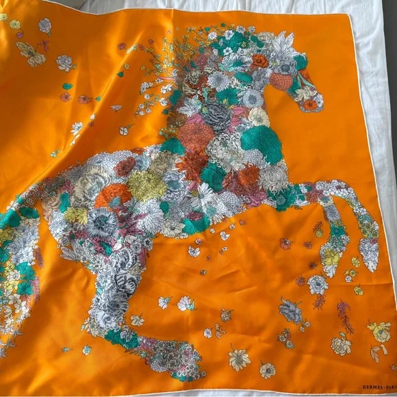 Hermès Robe Leger Carre 90 Floral Horse Silk Scarf in Vibrant Orange