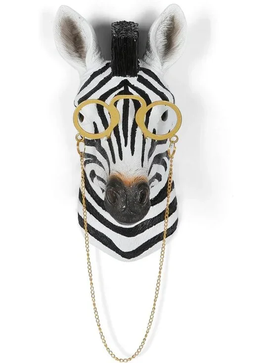 Colorful 3D Animal Head Wall Decor - Unique Zebra Sculpture for Home & Living