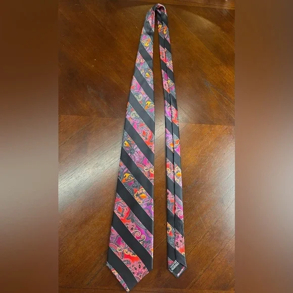 VITALIANO PANCALDI  Elegant Black and Pink Silk Tie
