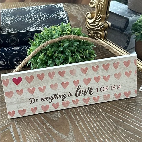 NEW! Cottage Farmhouse Whitewashed Wood & Jute Corinthians Love Heart Sign