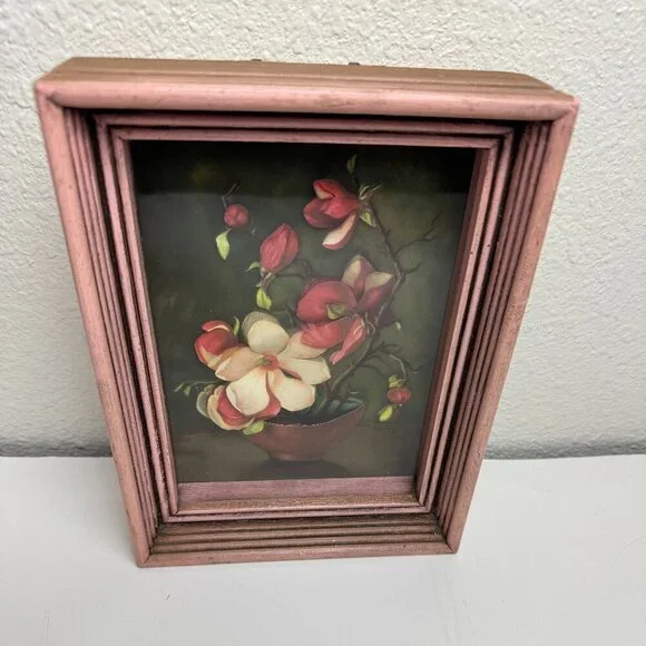 Antique Vintage 1972s  Wall Decor Wooden Frame - Display 3D  