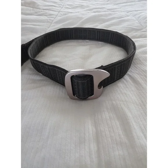 Bison Designs Tap Cap 38 mm belt featuring a gunmetal-colored bottle‎ opener