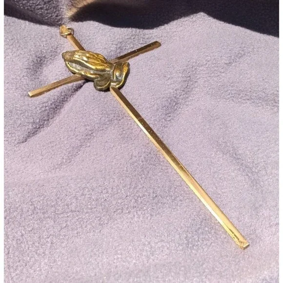 Brass Cross With Praying Hands Crucifix Wall Decor 10