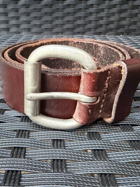 Vintage Abercrombie & Fitch Genuine Leather Belt Size 34 Made in USA Solid Brass